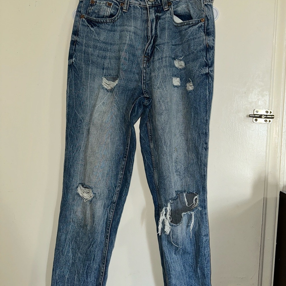 Aeropostale Women's Distressed Boyfriend Jeans - Blue size 4R MOM JEAN